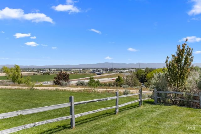 3771 W Silver Terrace Road, Meridian, ID 83642