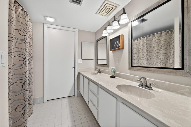 2491 NE Ocean Boulevard 106, Stuart, FL 34996