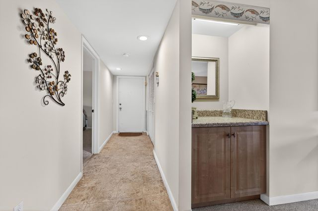 2491 NE Ocean Boulevard 106, Stuart, FL 34996