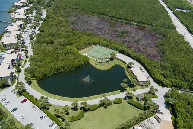 2491 NE Ocean Boulevard 106, Stuart, FL 34996