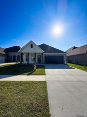 17048 Avocet Dr, Prairieville, LA 70769