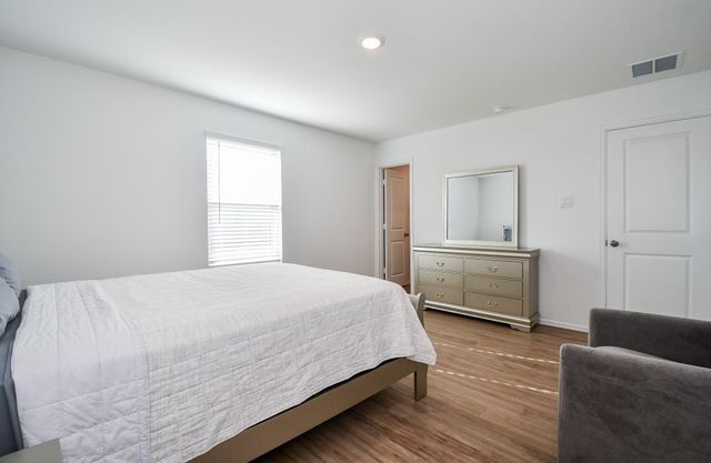 9315 Sierra Point Way, Baytown, TX 77521