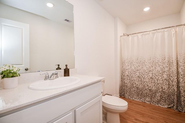 9315 Sierra Point Way, Baytown, TX 77521