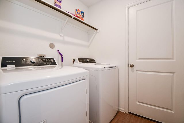 9315 Sierra Point Way, Baytown, TX 77521