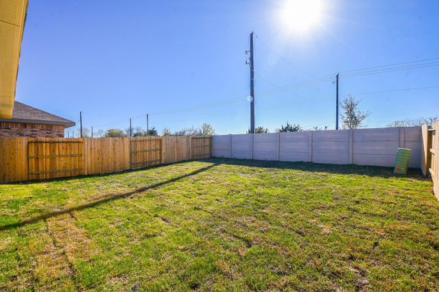 9315 Sierra Point Way, Baytown, TX 77521