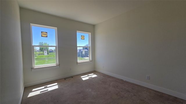 1985 Royal Oak Ridge Road, Marion, IA 52302