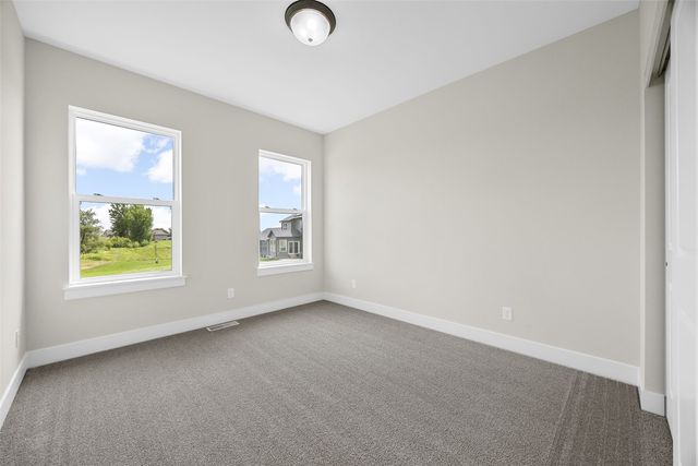 1985 Royal Oak Ridge Road, Marion, IA 52302