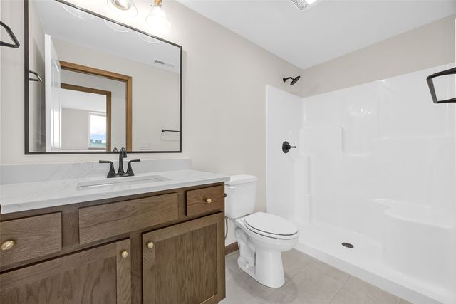 1985 Royal Oak Ridge Road, Marion, IA 52302