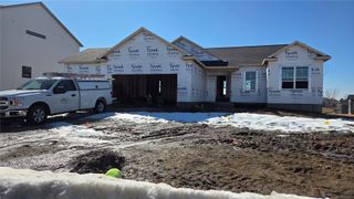 1985 Royal Oak Ridge Road, Marion, IA 52302