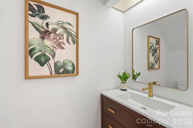 9231 Kings Canyon Drive, Charlotte, NC 28210