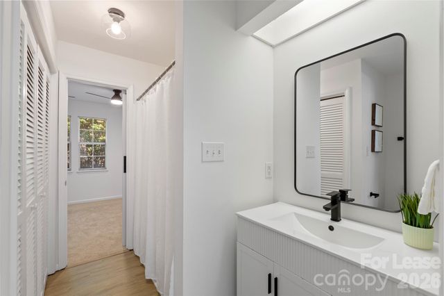 9231 Kings Canyon Drive, Charlotte, NC 28210