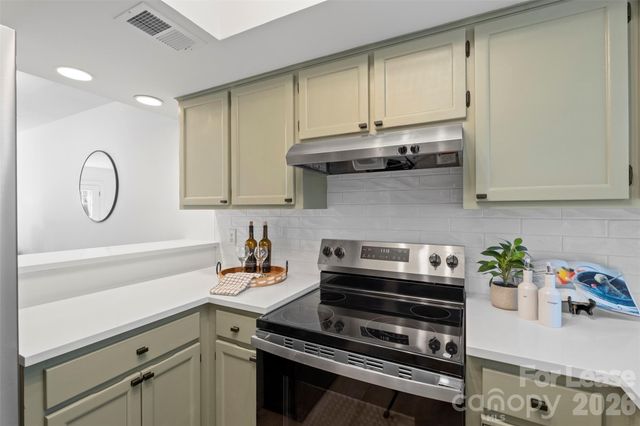 9231 Kings Canyon Drive, Charlotte, NC 28210