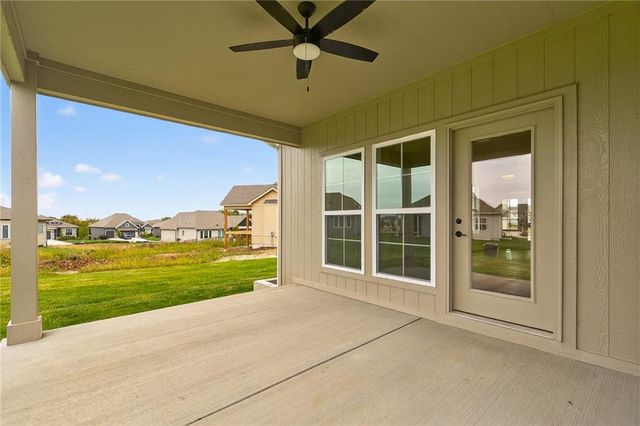8283 Brockway Street, Lenexa, KS 66220