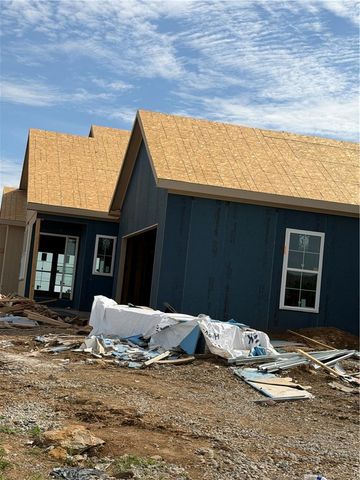 8283 Brockway Street, Lenexa, KS 66220