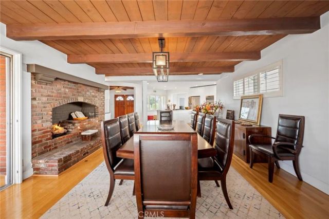 5212 Reynier Avenue, Los Angeles, CA 90056