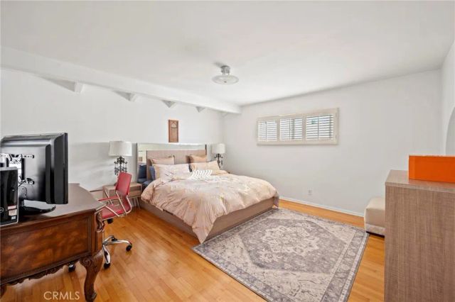 5212 Reynier Avenue, Los Angeles, CA 90056