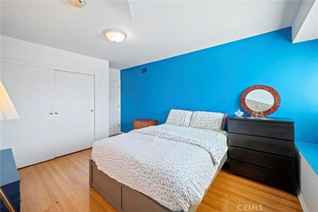 5212 Reynier Avenue, Los Angeles, CA 90056