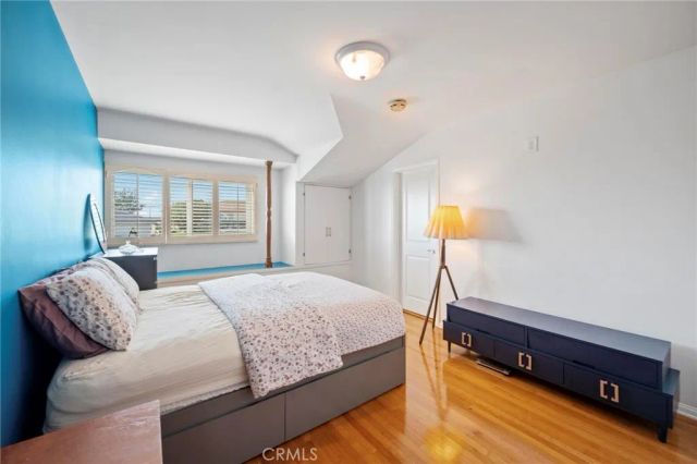 5212 Reynier Avenue, Los Angeles, CA 90056