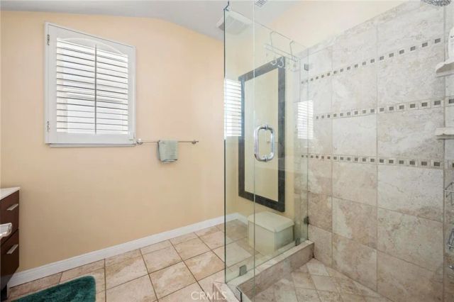 5212 Reynier Avenue, Los Angeles, CA 90056