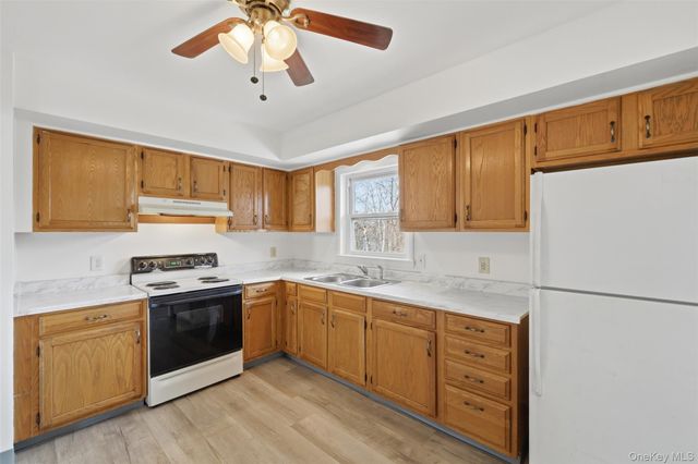 238 Ridge Road, Marlboro, NY 12542