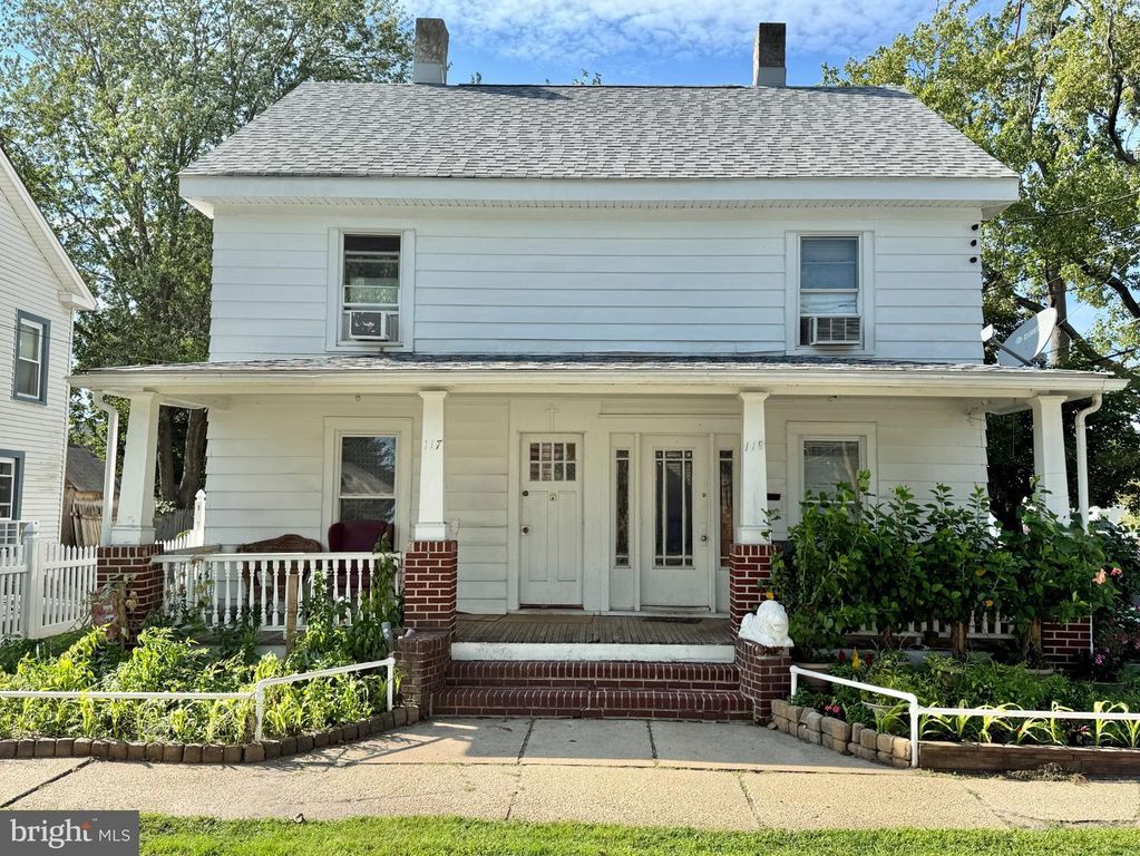 117--119 PEACH ST, HAMMONTON, NJ 08037 — photo 2