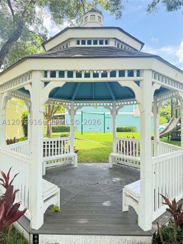 11637 SW 117th Ct, Miami, FL 33186