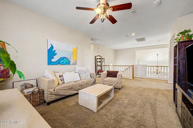 6210 W JULIE Drive, Glendale, AZ 85308