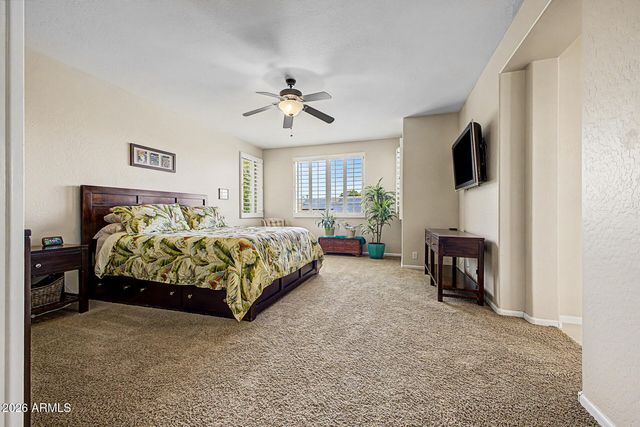 6210 W JULIE Drive, Glendale, AZ 85308