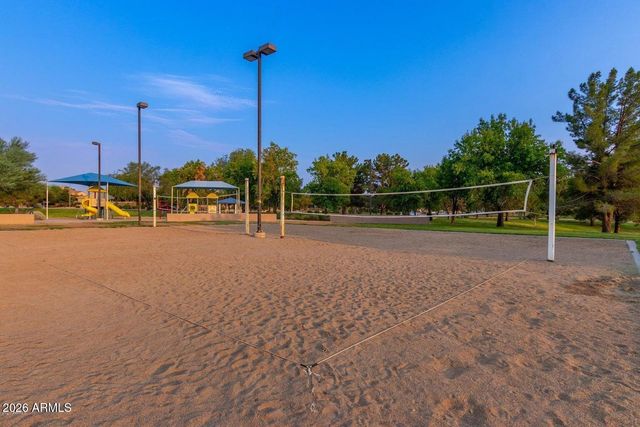 6210 W JULIE Drive, Glendale, AZ 85308