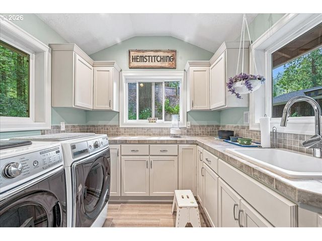 30950 SCAPPOOSE VERNONIA Hwy, Scappoose, OR 97056