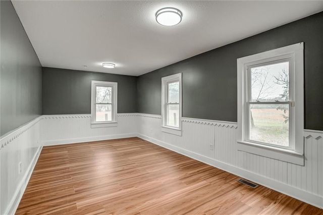 3958 Louisiana Road, Ottawa, KS 66067