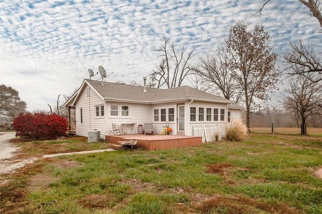 3958 Louisiana Road, Ottawa, KS 66067