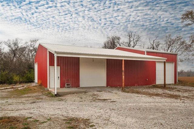 3958 Louisiana Road, Ottawa, KS 66067