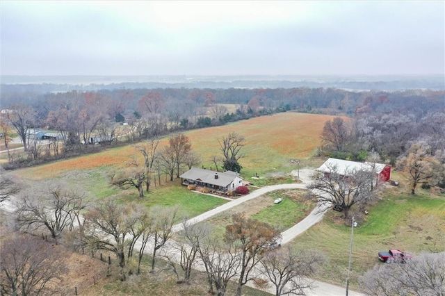 3958 Louisiana Road, Ottawa, KS 66067