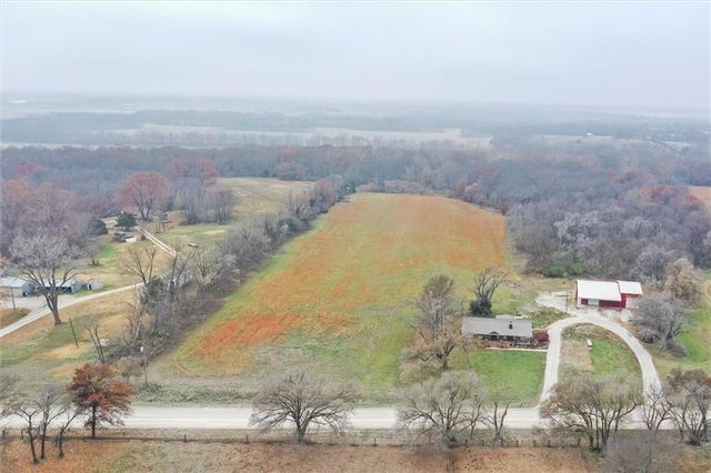 3958 Louisiana Road, Ottawa, KS 66067