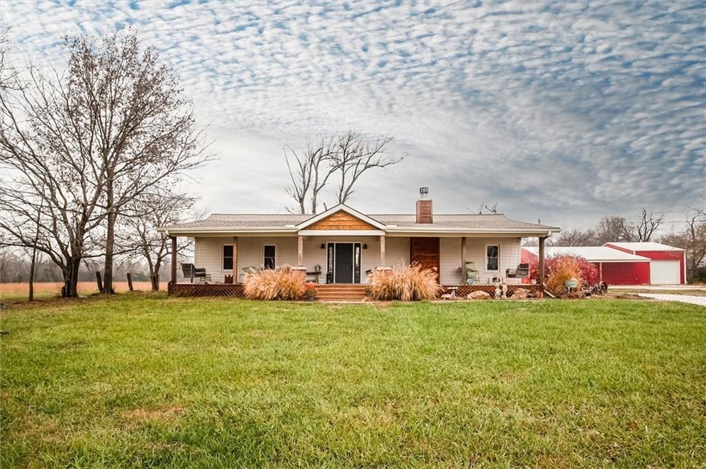 3958 Louisiana Road, Ottawa, KS 66067