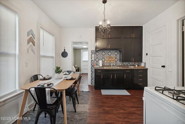 189 Elm Street, Rossford, OH 43460