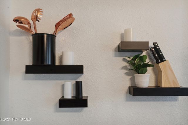 189 Elm Street, Rossford, OH 43460