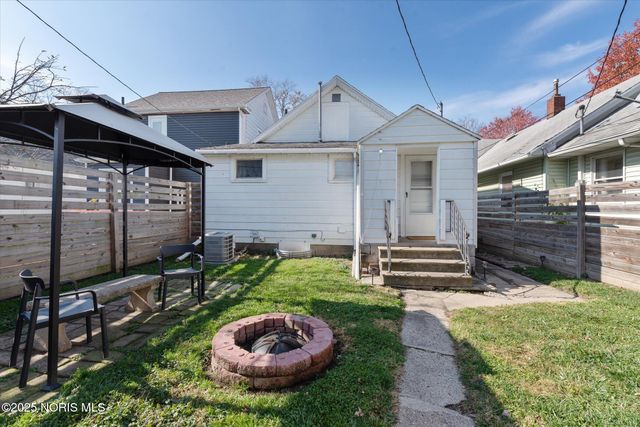 189 Elm Street, Rossford, OH 43460