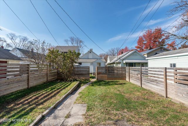 189 Elm Street, Rossford, OH 43460