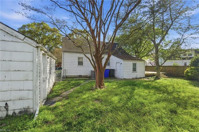 2324 Calvin AVE, Norfolk, VA 23518