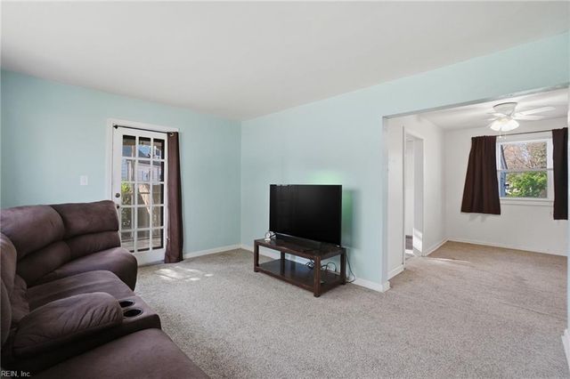 2324 Calvin AVE, Norfolk, VA 23518