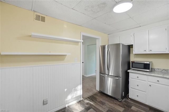 2324 Calvin AVE, Norfolk, VA 23518