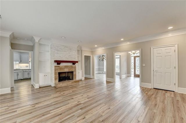 9250 Prestwick Club Drive, Johns Creek, GA 30097