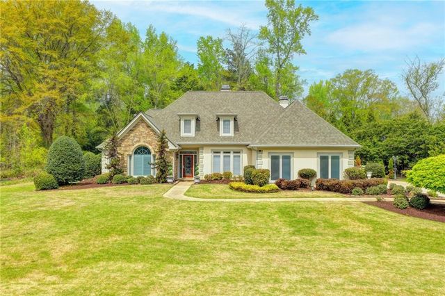9250 Prestwick Club Drive, Johns Creek, GA 30097