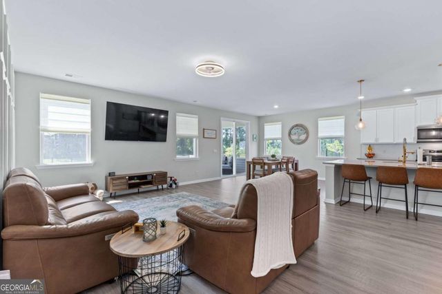 221 Merganser Drive, Pooler, GA 31322