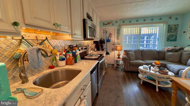 513-204 17TH AVE, North Wildwood, NJ 08260