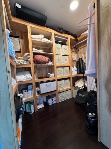 950 Broadway 31, Chelsea, MA 02150