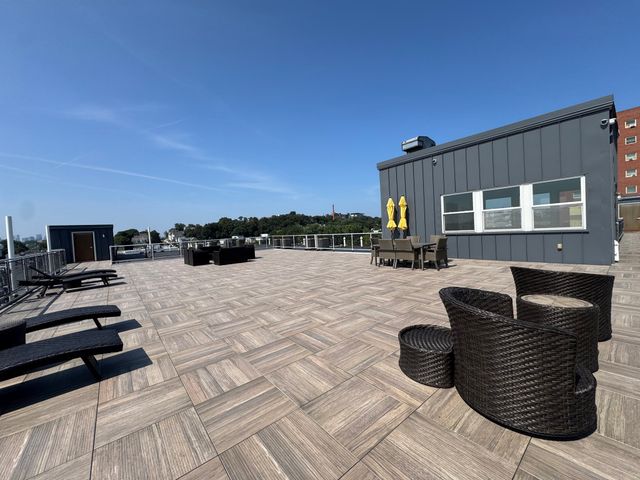 950 Broadway 31, Chelsea, MA 02150