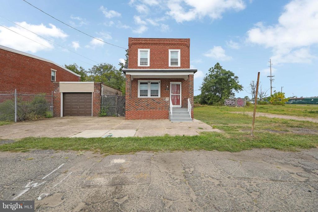 969 SYLVAN ST, Camden, NJ 08104